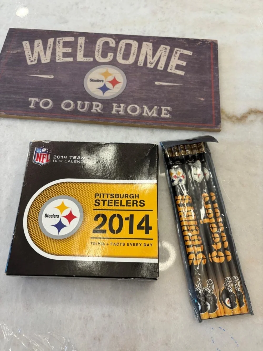 Pittsburgh Steelers/Lot 2014 Calendar Welcome Sign and Pencil Set#116